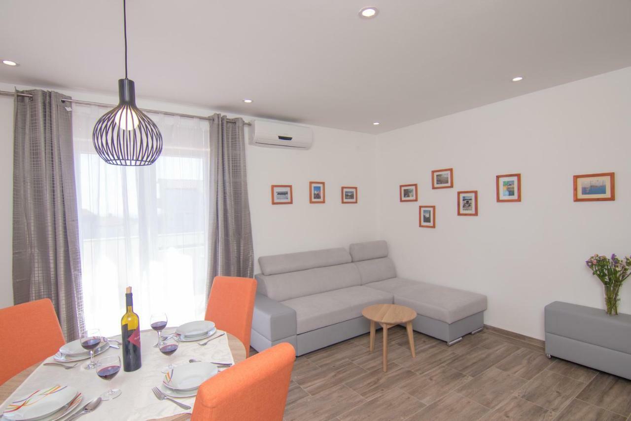 קרק Apartmani Bistricic מראה חיצוני תמונה