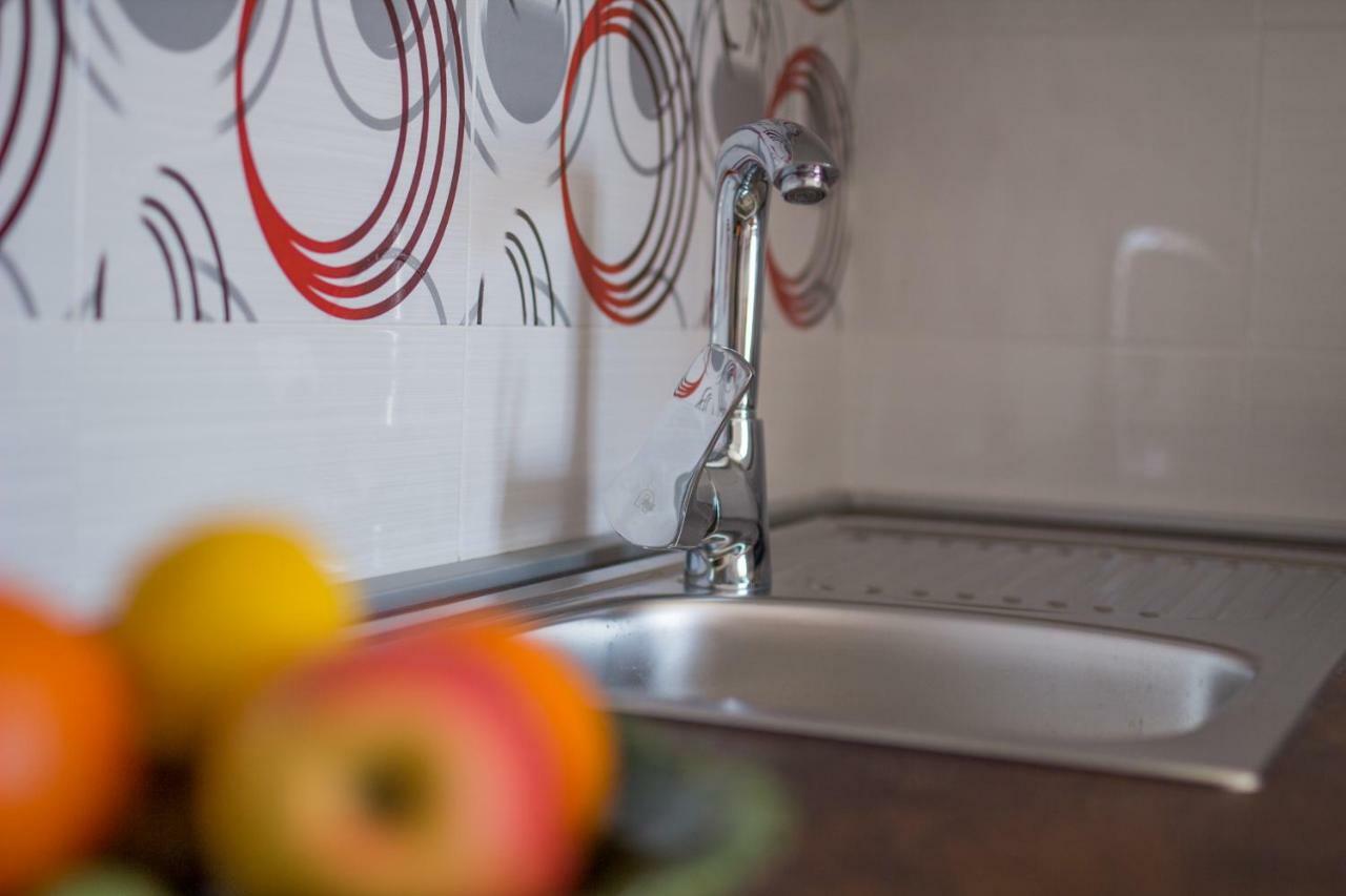 קרק Apartmani Bistricic מראה חיצוני תמונה