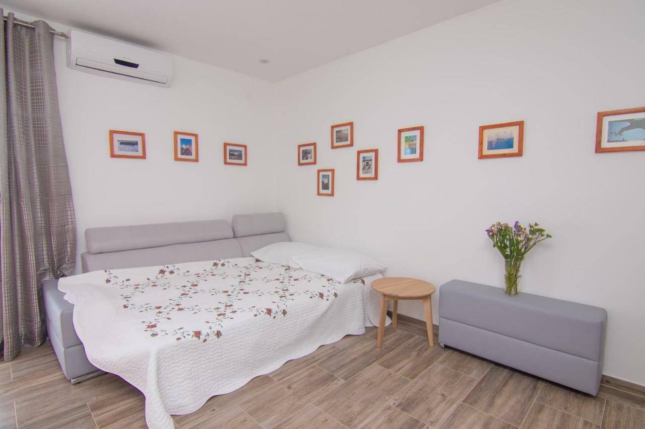 קרק Apartmani Bistricic מראה חיצוני תמונה